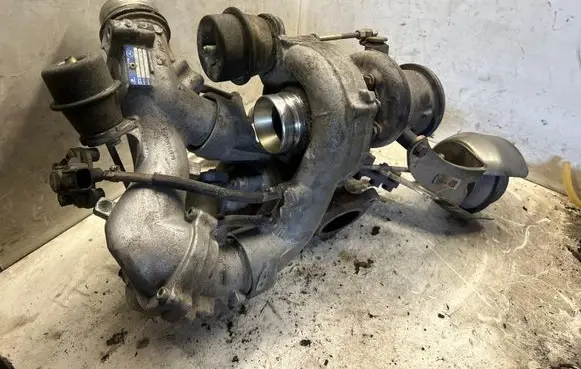 Mercedes-Benz C W204 Turbo A6510904180001