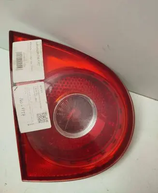 Volkswagen Golf IV Tailgate rear/tail lights 1K6945093J
