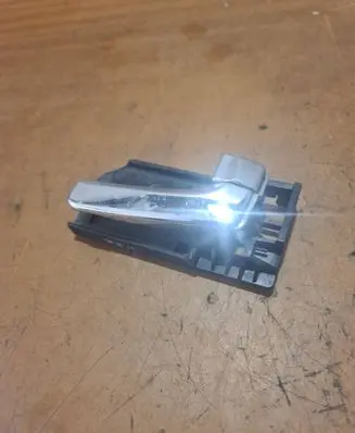 KIA Carnival Front door interior handle