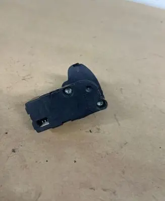 Volkswagen Caddy Headlight level adjustment motor 0307853304
