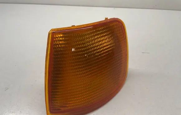 Ford Sierra Front indicator light 6151233 87BG13369AA
