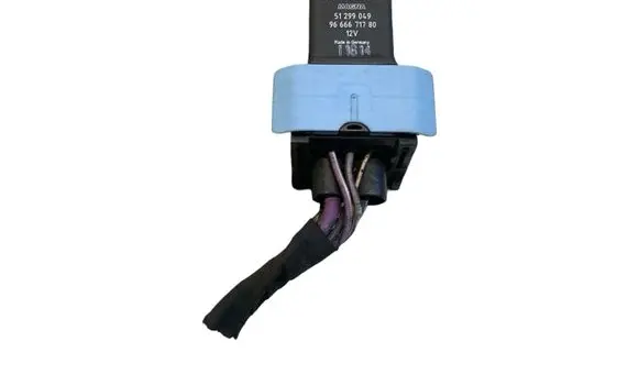 Volvo V40 Cross country Glow plug pre-heat relay 9666671780