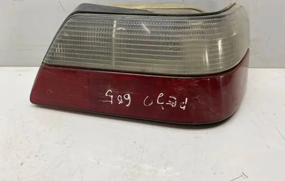 Peugeot 605 Rear/tail lights