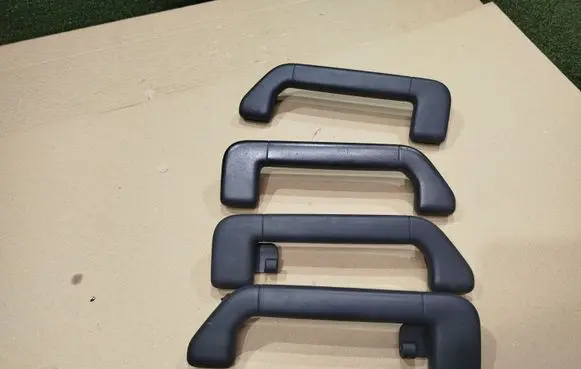 Porsche Cayenne (92A) A set of handles for the ceiling 3D5857608