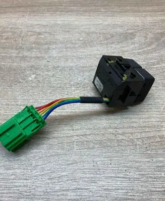 Volvo V50 DTC switch 8691530