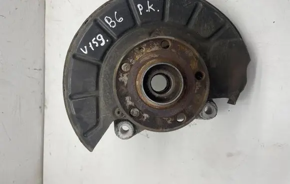 Volkswagen PASSAT B6 Front wheel hub