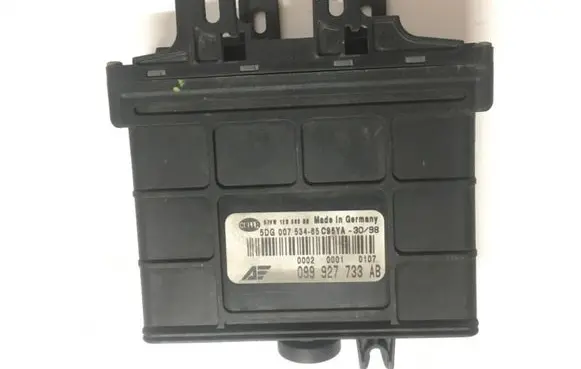 Seat Alhambra (Mk1) Gearbox control unit/module 099927733AB 000200010107