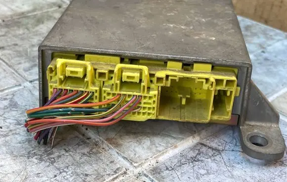 Mazda 6 Airbag control unit/module 3327450