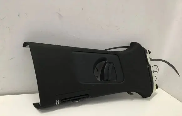 Audi Q7 4M (B) pillar trim (top) 4M0867244