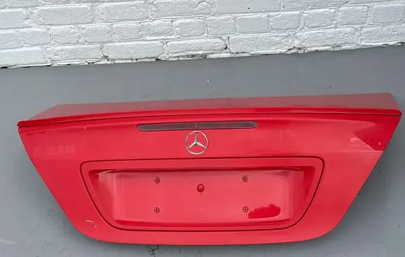 Tailgate/trunk/boot lid