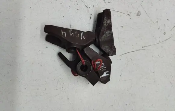 Chrysler Grand Voyager V Fuel Injector clamp holder 