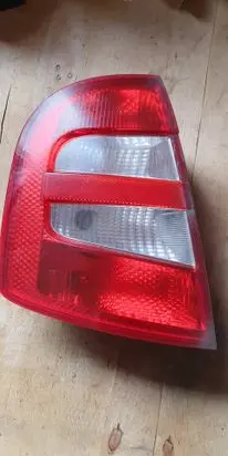 Skoda Fabia Mk1 (6Y) Rear/tail lights ZSB6Y6945095B