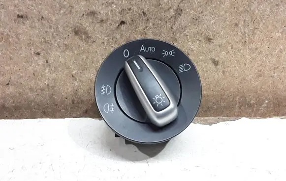 Volkswagen PASSAT B7 Light switch 3C8941431A