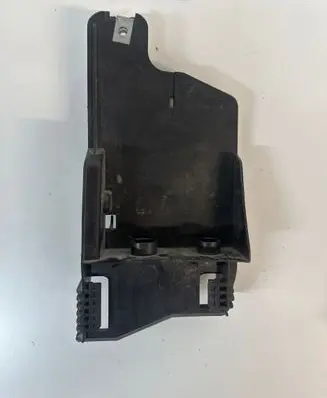 Peugeot 308 Other engine bay part 9813833580