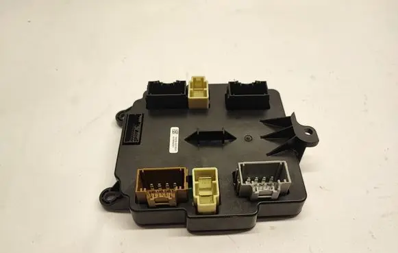 Tesla Model X Door control unit/module 106205610B