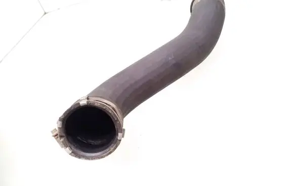 Mercedes-Benz C W204 Intercooler hose/pipe A2045280982
