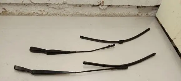 Mercedes-Benz A W177 Headlight wiper blade set A1778200900 A1778200800