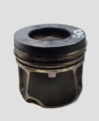 Nissan Qashqai Piston R9M