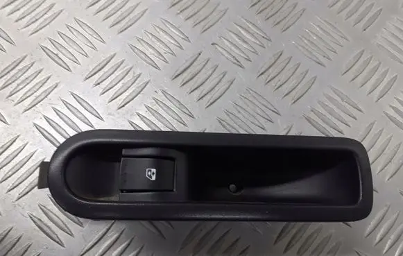 Renault Megane I Quarter vent window switch 156013870