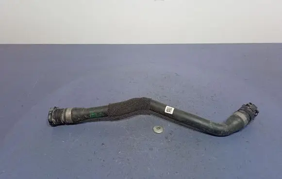 BMW X5 E53 Engine coolant pipe/hose 8654310