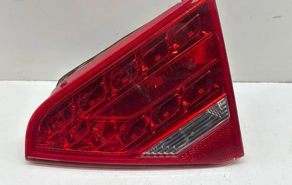Audi A5 Sportback 8TA Tailgate rear/tail lights 8T0945094A