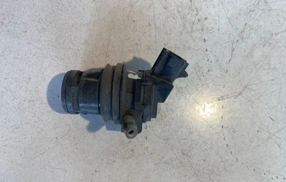 Toyota RAV 4 (XA30) Windscreen/windshield washer pump 8533060160 0602104501