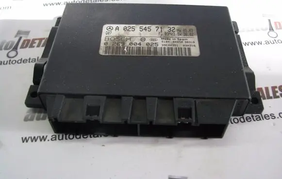 Mercedes-Benz E W211 Parking PDC control unit/module A0255457132