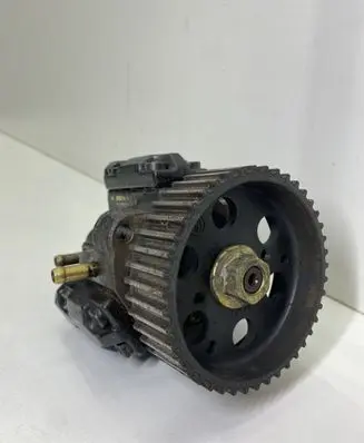 Fiat Punto (188) Fuel injection high pressure pump 044501007 B03260 2333103