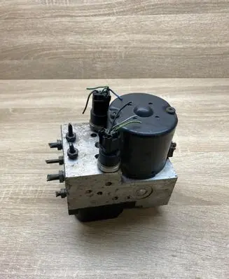 Mercedes-Benz Vaneo W414 ABS Pump A0044310912 0265202451