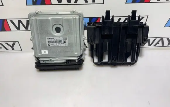 BMW 5 F10 F11 Engine control unit/module ECU