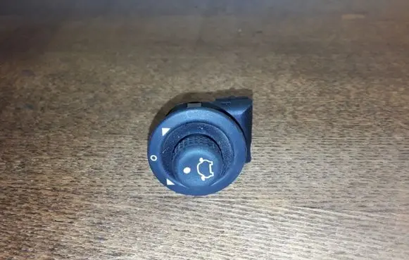 Ford Fiesta Wing mirror switch 93B617B676BB