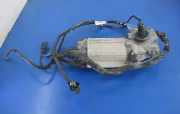 Volkswagen Golf Plus Steering rack 0196B00144