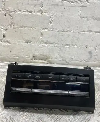 Mercedes-Benz E C207 W207 Climate control unit A2129009109