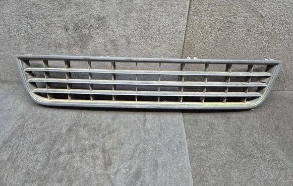 Audi A6 S6 C5 4B Front bumper lower grill 4B0807683L