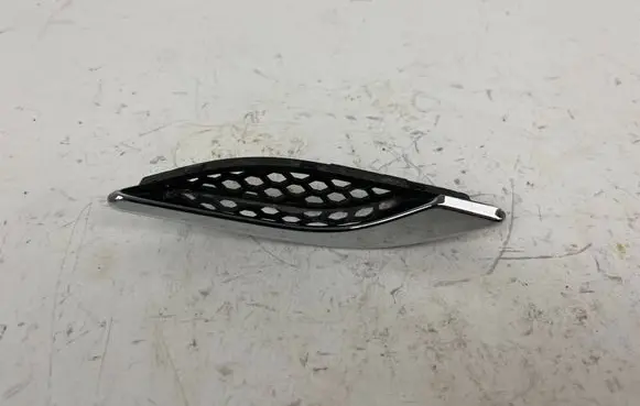 Maserati Ghibli Fender grill 670028905