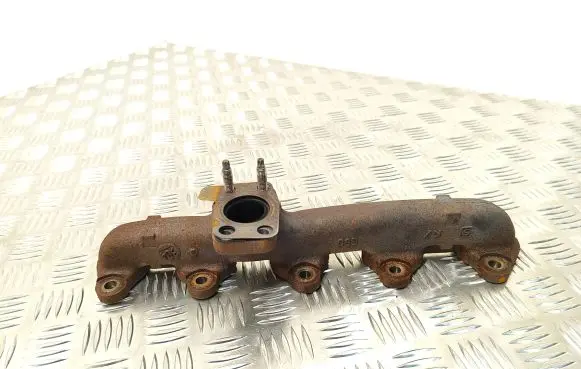 Citroen DS4 Exhaust manifold