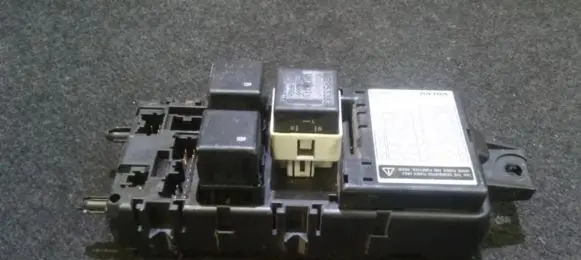 Volvo S40, V40 Fuse box set 30889703