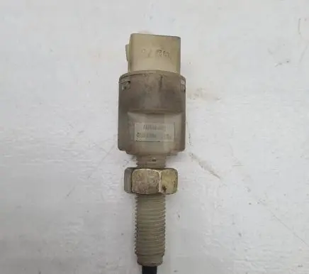 Audi A4 S4 B5 8D Brake pedal sensor switch 4A0945515A