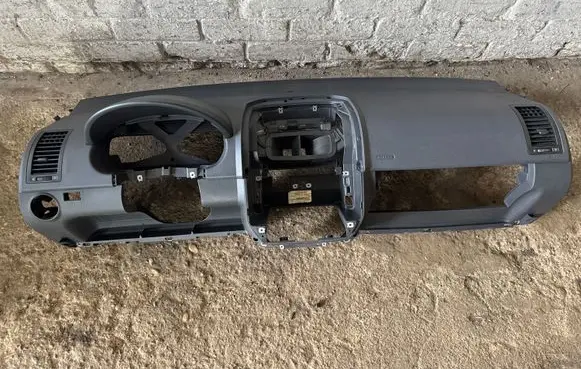 Volkswagen Polo IV 9N3 Dashboard 6Q1857001HP