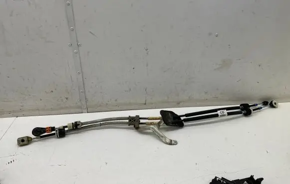 Gear shift cable linkage