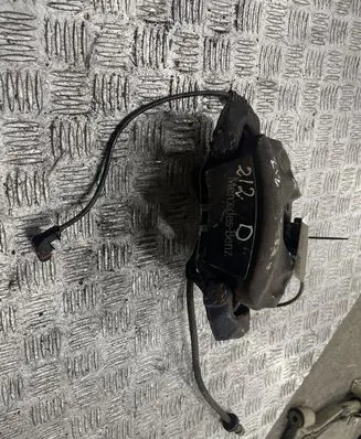 Mercedes-Benz E W212 Front brake caliper