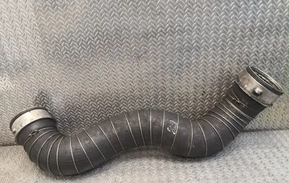 Mercedes-Benz CLK A209 C209 Intercooler hose/pipe 2095280082