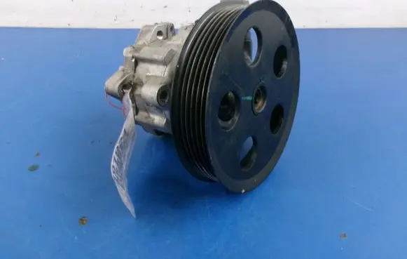 Audi A4 S4 B6 8E 8H Power steering pump