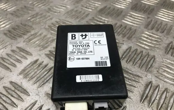 Lexus GS 250 350 300H 450H Door control unit/module 897B030420