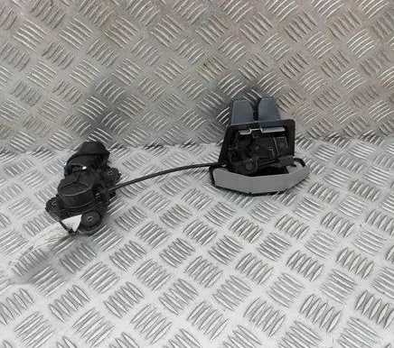 Volvo XC60 Tailgate/trunk/boot lock/catch/latch 32149882
