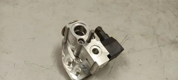 Air conditioning (A/C) expansion valve