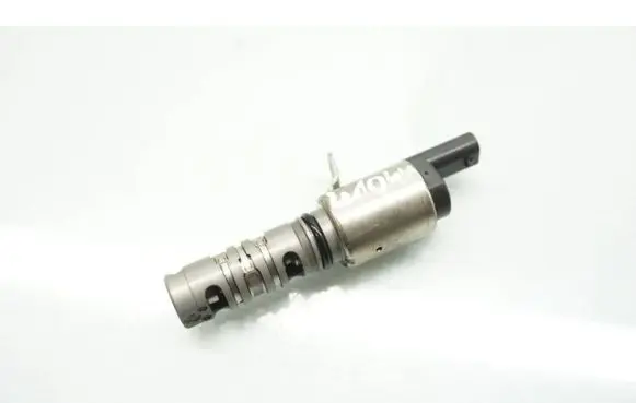Audi A1 Camshaft vanos timing valve 04E906455D