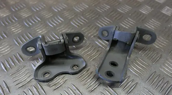 Toyota Prius (XW30) Front door hinge set 6872012151 6874012120