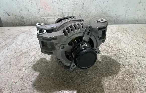 Jeep Grand Cherokee WL Generator/alternator P68408690AB 70113 T4220000084