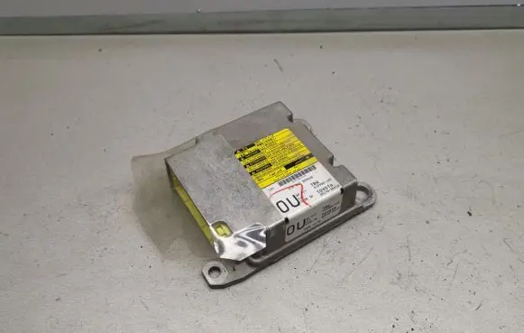 Toyota Yaris Airbag control unit/module 891700D210
